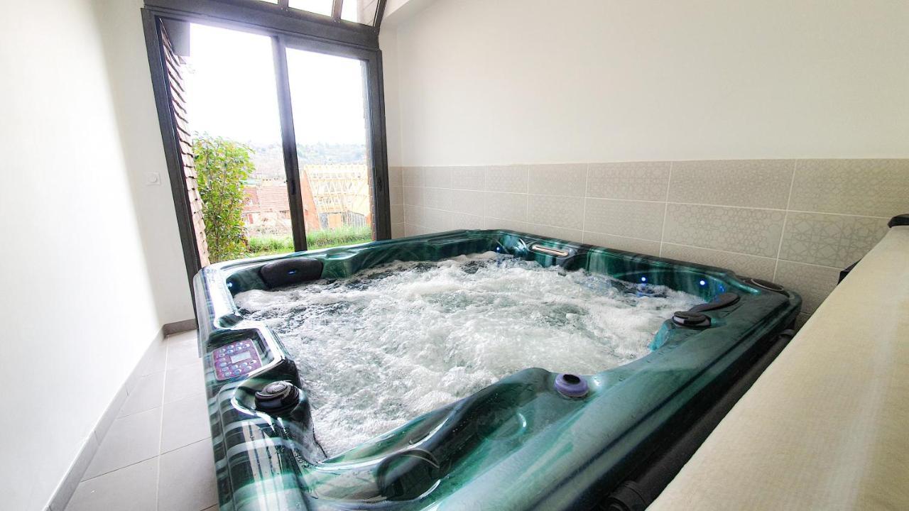 Appartement 100% Relax avec Jacuzzi Privatif à Sarlat Extérieur photo